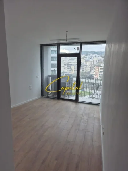 jepet me qera ambjent biznesi Kati 5, 105 m² 1.700 € (KOMPLEKSI "LAKE VIEW")