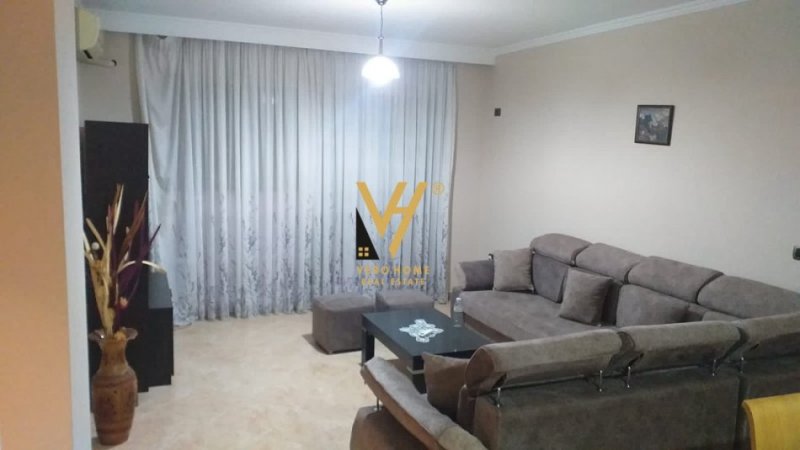 Tirane, jepet me qera apartament 1+1+Ballkon Kati 9, 75 m² 650 € (JUVENILJA, BLLOK)