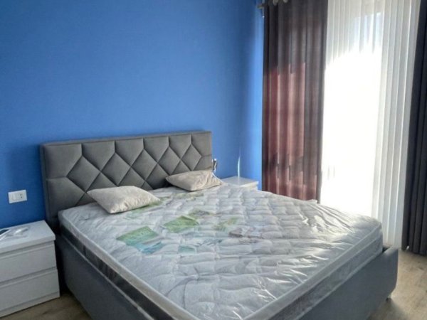 Tirane, jepet me qera apartament 2+1+Ballkon Kati 4, 90 m² 1.200 € (Myslym Shyri)