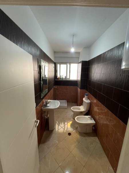 6f5bd2e8-a932-4998-8005-10d3306415f2.jpg