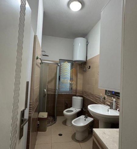 Tirane, jepet me qera apartament 2+1+Ballkon Kati 2, 100 m² 500 € (Rruga Dalip Topi)