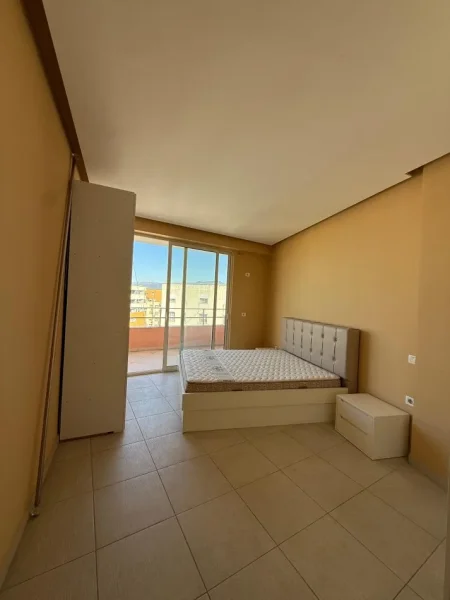 Tirane, shitet apartament 2+1+Ballkon , 127 m² 158.000 € (Astir, prane Bar Artistit)