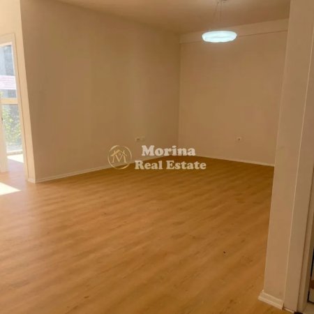 Tirane, jepet me qera apartament 2+1 Kati 3, 97 m² 700 € (Astir)