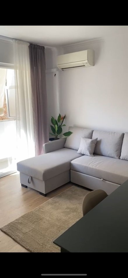 Tirane, jepet me qera apartament 2+1+Ballkon Kati 4, 85 m² 650 €