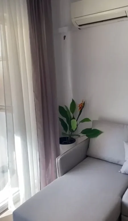 Tirane, jepet me qera apartament 2+1+Ballkon Kati 4, 85 m² 650 €