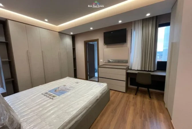 Tirane, jepet me qera apartament 2+1+Ballkon Kati 2, 110 m² 850 € (Farmacia 10)