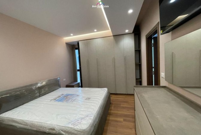 Tirane, jepet me qera apartament 2+1+Ballkon Kati 2, 110 m² 850 € (Farmacia 10)