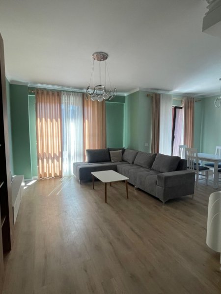 Tirane, jepet me qera apartament 2+1 Kati 4, 100 m² 1.200 € (Myslym Shyri)