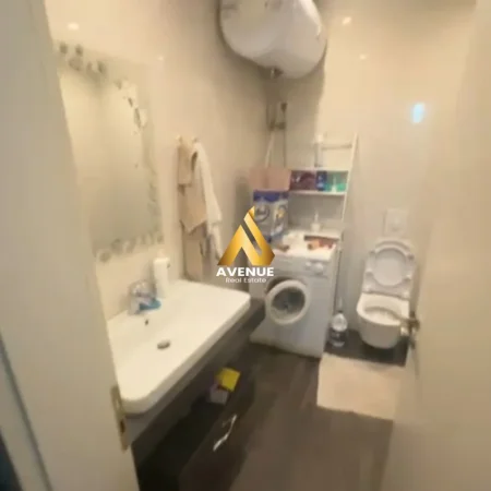 Tirane, jepet me qera apartament 2+1+Ballkon Kati 6, 70 m² 600 € (RRUGA E KAVAJES)