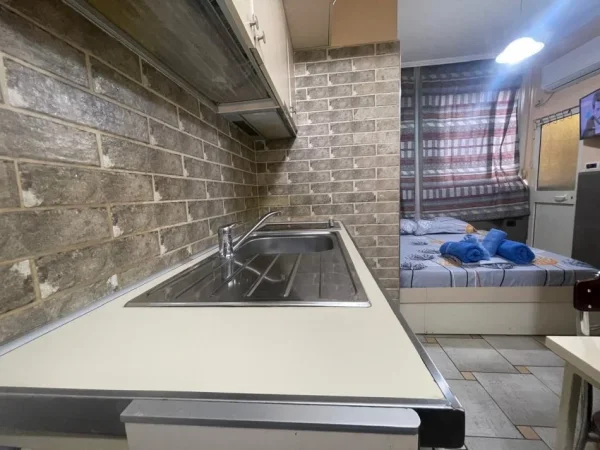 Tirane, jepet me qera apartament 1+1 Kati 1, 35 m² 380 € (5 maji)