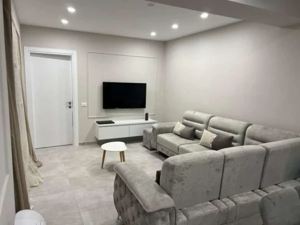 Tirane, shitet apartament 2+1 Kati 3, 74 m² 150.000 € (Kodra e Diellit)