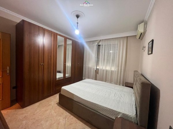 Tirane, jepet me qera apartament 1+1+Ballkon Kati 9, 75 m² 650 € (sami frasheri)