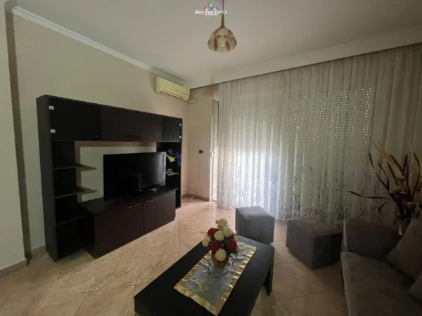 Tirane, jepet me qera apartament 1+1+Ballkon Kati 9, 75 m² 650 € (sami frasheri)