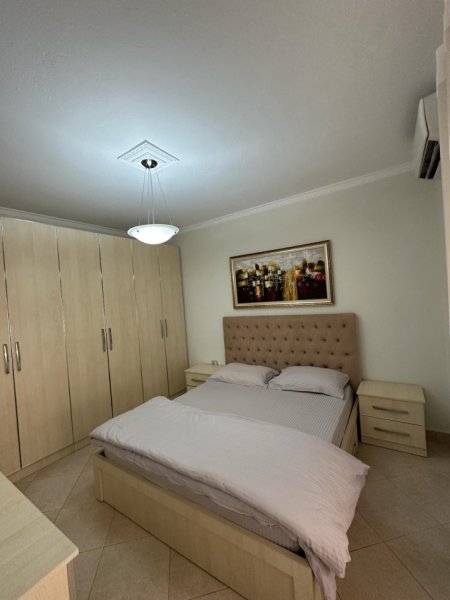 Tirane, jepet me qera apartament 2+1+Ballkon Kati 5, 100 m² 600 € (DON BOSKO)