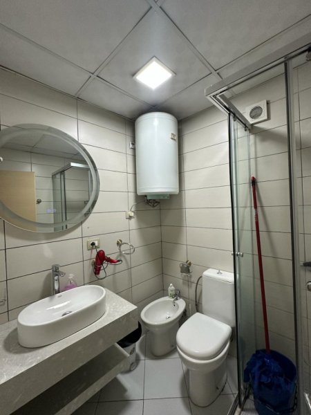 Tirane, jepet me qera apartament 2+1+Ballkon Kati 5, 100 m² 600 € (DON BOSKO)