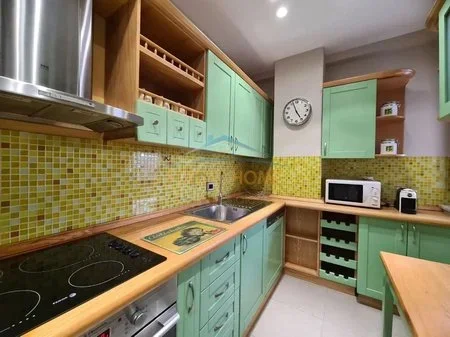 Tirane, jepet me qera apartament 2+1 Kati 8, 115 m² 1.500 € 