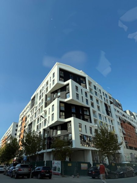 Tirane, jepet me qera ambjent biznesi Kati 1, 60 m² 1.000 € (ASTIR)