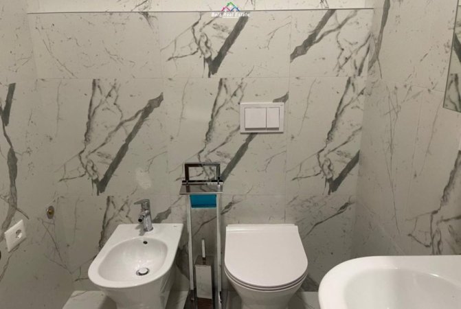 Tirane, jepet me qera apartament 2+1 Kati 2, 110 m² 850 € (Kompleksi Arlis)