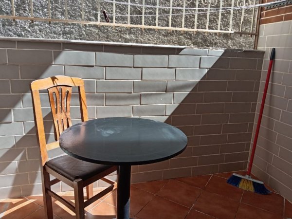 Tirane, jepet me qera apartament 1+1 Kati 1, 450 € 