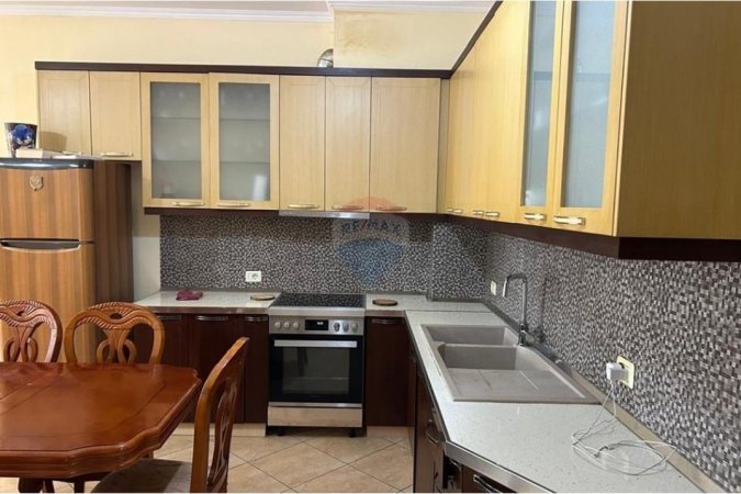 Tirane, shitet apartament 2+1 Kati 6, 113 m² 147.000 € (Autostrada Tiranë Durrës, Tiranë)