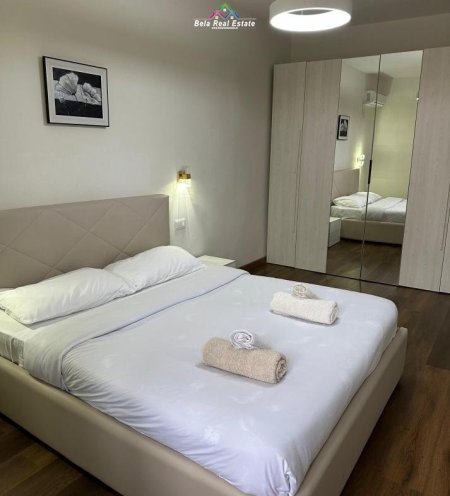 Tirane, jepet me qera apartament 2+1+Ballkon Kati 3, 84 m² 900 € (prane LSI)