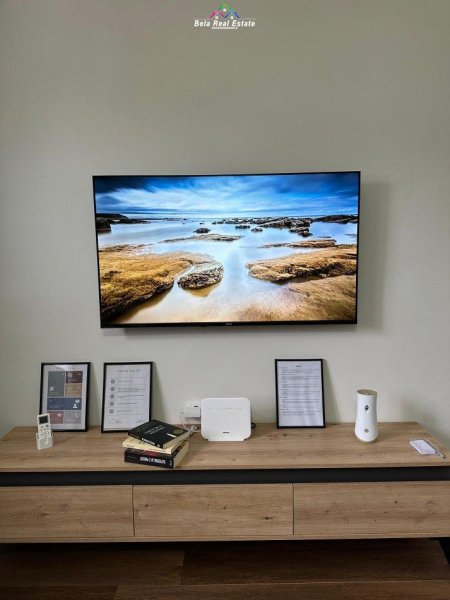 Tirane, jepet me qera apartament 2+1 Kati 3, 84 m² 900 € (sheshi willson)