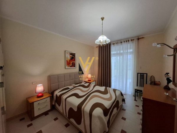 Tirane, jepet me qera apartament 1+1+Ballkon Kati 3, 99 m² 650 € (KOPSHTI ZOOLOGJIK)