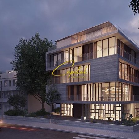 Tirane, jepet me qera ambjent biznesi Kati 3, 645 m² 8.000 € (XHAMLLIKU)