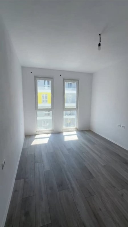 Tirane, shitet apartament 2+1+Aneks+Ballkon Kati 3, 105 m² 115.000 € (Kompleksi Univers City)