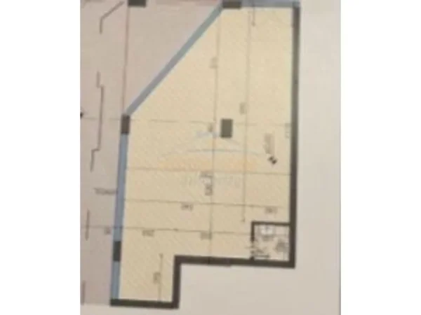 Tirane, shitet ambjent biznesi Kati 0, 83 m² 275.000 € (oxhak kompleksi Tower Bridge)