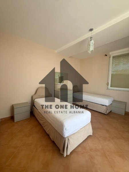 Tirane, jepet me qera apartament 2+1+Ballkon Kati 4, 100 m² 600 € (Rr Jordan Misja)