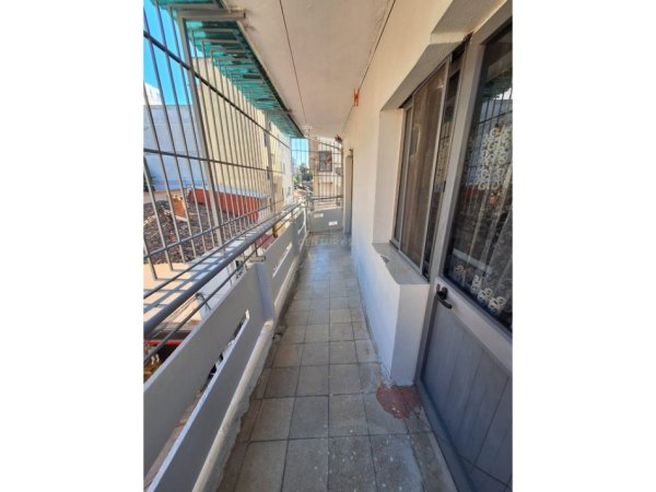 Tirane, jepet me qera apartament 2+1 Kati 4, 75 m² 550 € 