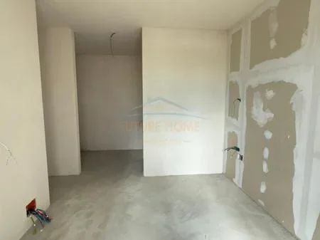 Tirane, shitet apartament 2+1 Kati 2, 117 m² 268.600 € (BULEVARDI I RI)