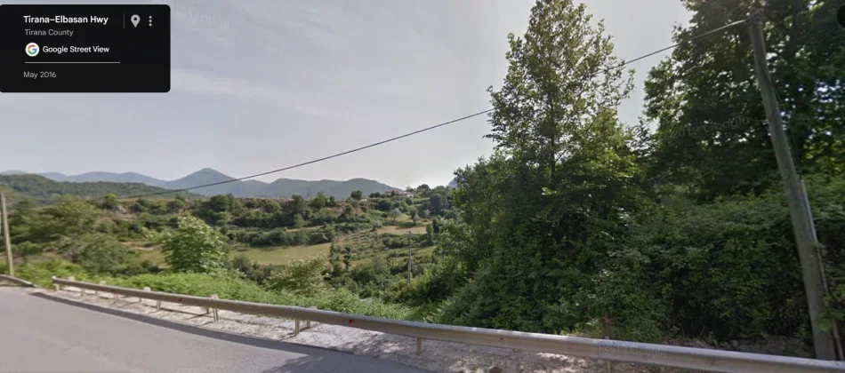 Autostrada Tirane-Elbasan : Parcela nga 262 m² deri në 5000 m² / Çmimet nga 50€ – 70€ për m²