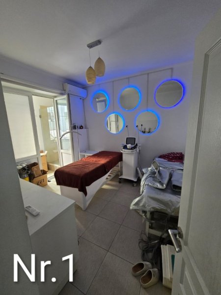 Tirane, jepet me qera zyre Kati 2, 70 m² 700 € (MYSLYM SHYRI)