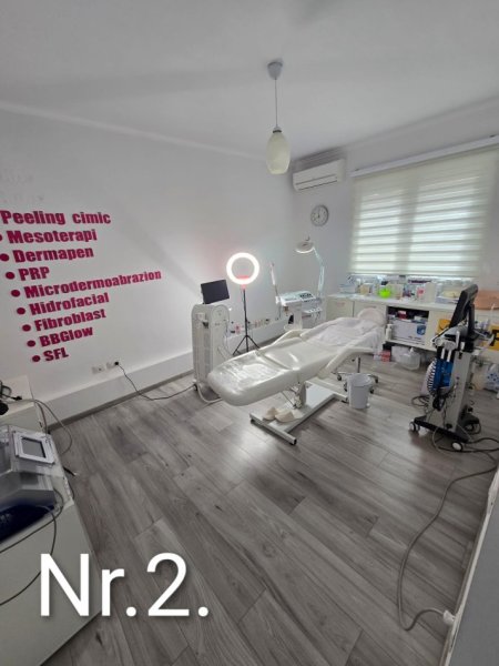 Tirane, jepet me qera zyre Kati 2, 70 m² 700 € (MYSLYM SHYRI)