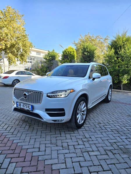 Fier, shes SUV Volvo Benzin, e bardhë automatik 19.900 €