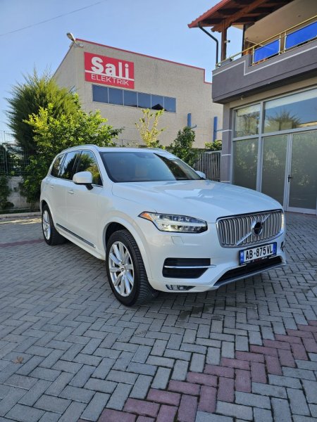 Fier, shes SUV Volvo Benzin, e bardhë automatik 19.900 €