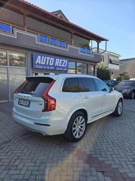 Fier, shes SUV Volvo Benzin, e bardhë automatik 19.900 €