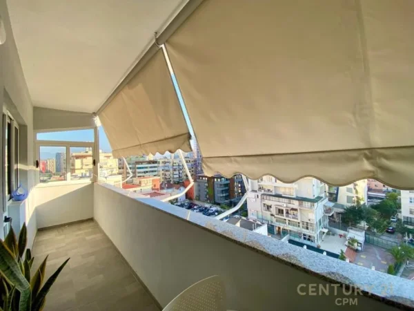 Tirane, jepet me qera apartament 2+1 Kati 9, 90 m² 900 € (Komuna Parisit)