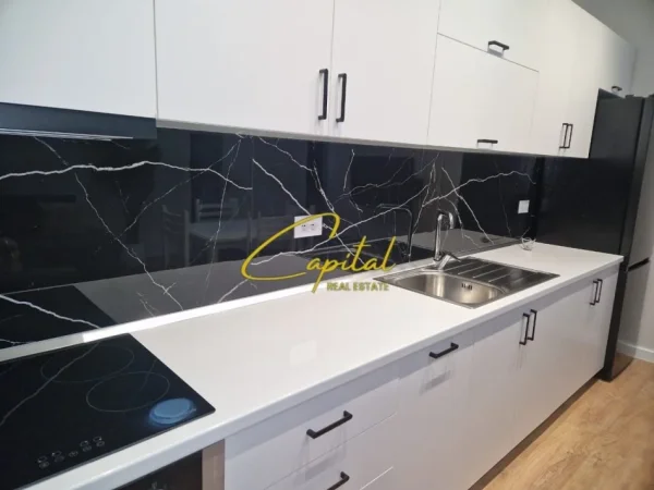 Tirane, jepet me qera apartament 2+1 Kati 2, 80 m² 800 € (VASIL SHANTO)