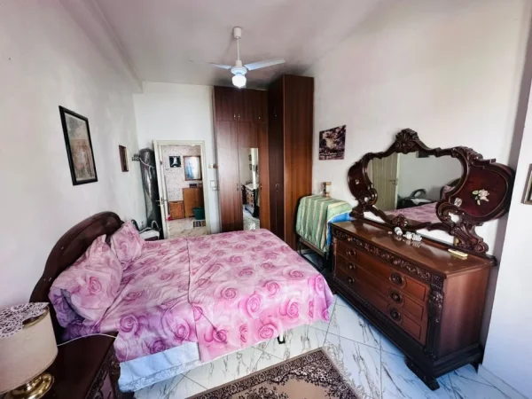 Tirane, jepet me qera apartament 1+1+Ballkon Kati 4, 420 € (5 maji)