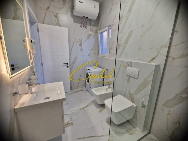 Tirane, jepet me qera apartament 2+1 Kati 2, 80 m² 800 € (VASIL SHANTO)