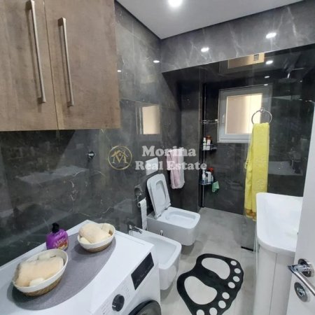 Tirane, jepet me qera apartament 1+1 Kati 4, 65 m² 700 € (Ish Restorant Durresi)