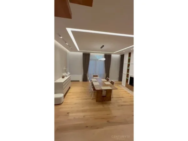 Tirane, jepet me qera Vile 2 Katshe Kati 2, 152 m² 4.500 € (Tufine)