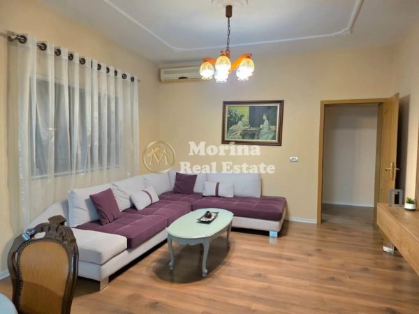 Tirane, jap me qera shtepi 3+1+Ballkon Kati 2, 169 m² 800 € (Ish Fusha Aviacionit)