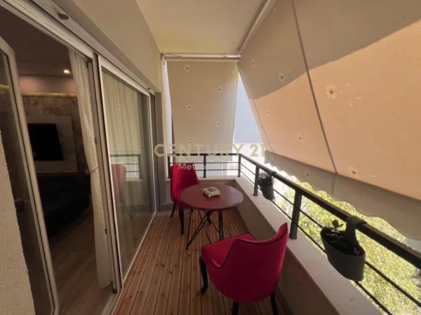 Tirane, jepet me qera apartament 3+1+Aneks+Ballkon Kati 2, 160 m² 1.800 € (Sunrise Rezidenc , TEG)