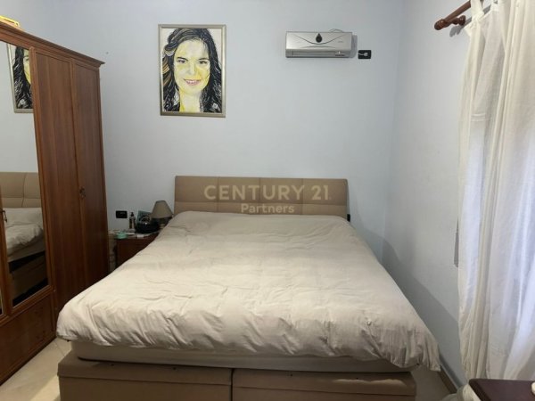 Tirane, jepet me qera apartament 2+1+Aneks+Ballkon Kati 2, 91 m² 650 € (Rr. Gramoz Pashko)