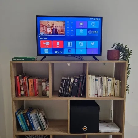 Tirane, shitet apartament 1+1 Kati 9, 30 m² 93.000 € (Kompleksi Kontakt)