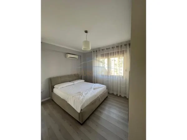 Tirane, jepet me qera apartament 2+1 Kati 6, 110 m² 1.500 € (bllok)